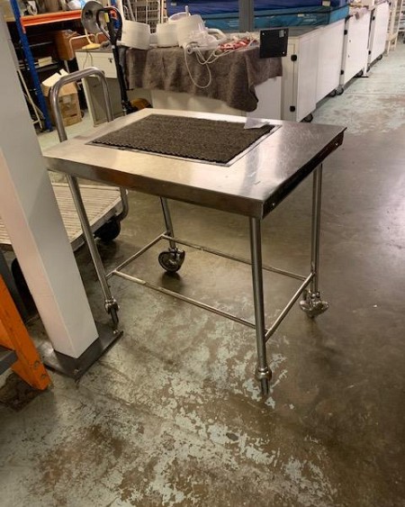 Vets Table/Height adjustable/Frame